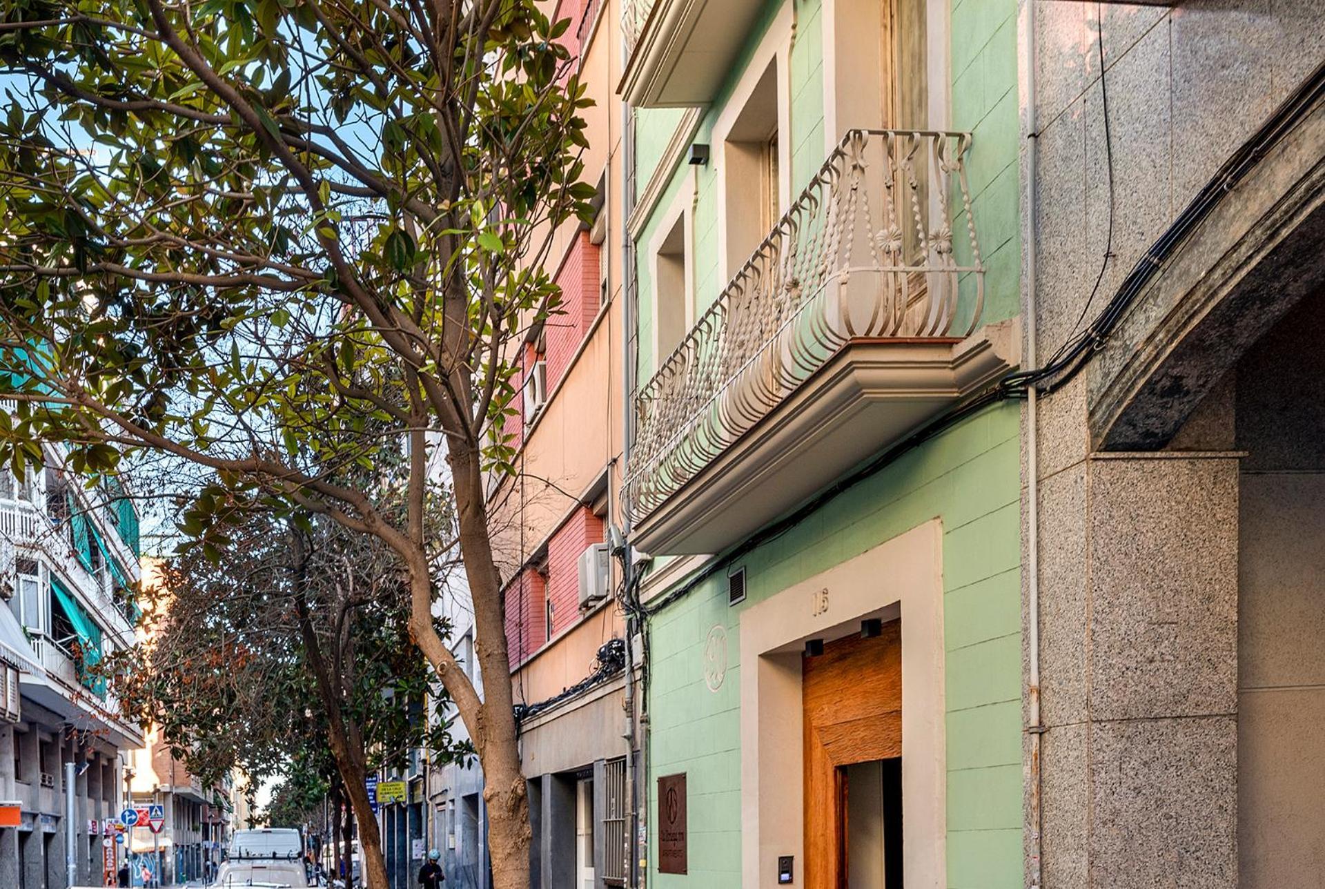 La Bodega Suites L'Hospitalet de Llobregat Exterior photo